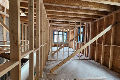 741 Richmond St, Toronto, ON M6J 1C4