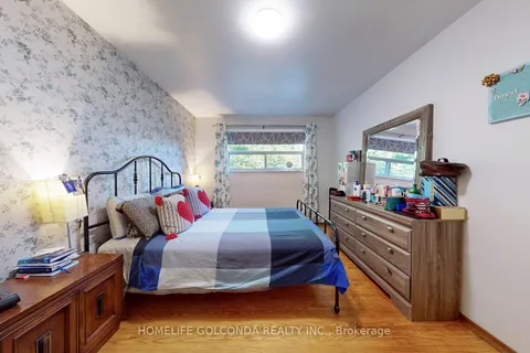 9 Rameau Dr, Toronto, ON M2H 1T2