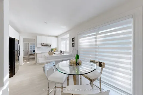 61 Laurentide Dr, Toronto, ON M3A 3E1