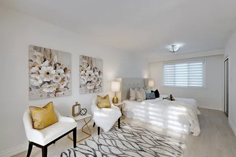 61 Laurentide Dr, Toronto, ON M3A 3E1