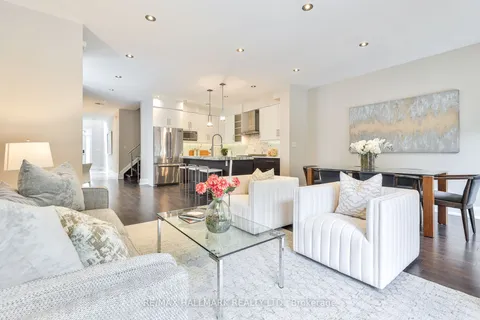 194 Erskine Ave, Toronto, ON M4P 1Z4