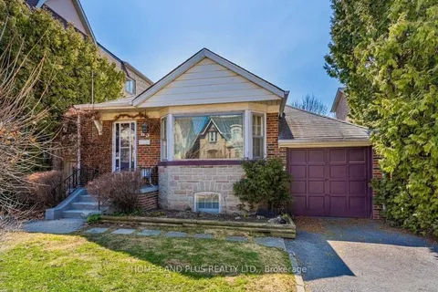 83 Dunblaine Ave, Toronto, ON M5M 2S2