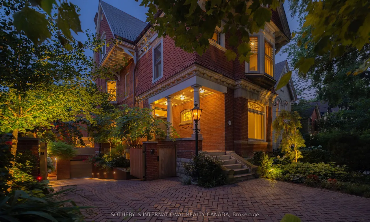 297 Carlton St, Toronto, ON M5A 2L6