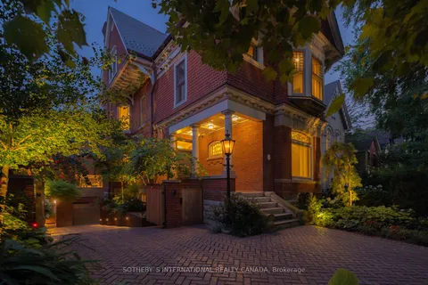 297 Carlton St, Toronto, ON M5A 2L6