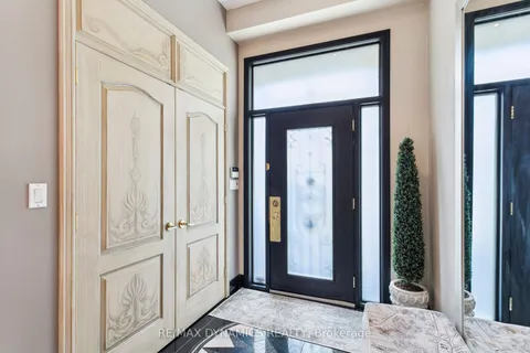 477 Old Orchard Grve, Toronto, ON M5M 2G3