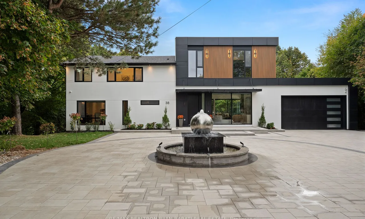 38 Woodthrush Crt, Toronto, ON M2K 2B1