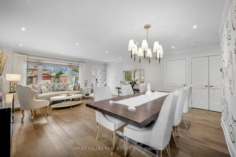 33 Madawaska Ave, Toronto, ON M2M 2R1