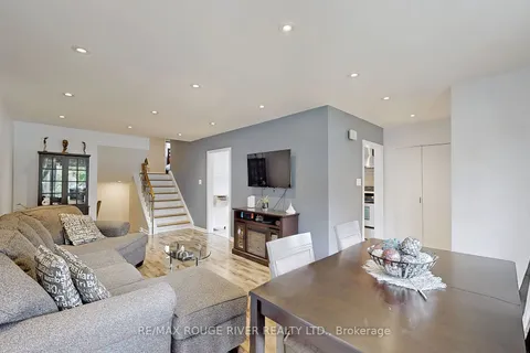 112 Billington Cres, Toronto, ON M3A 2G6