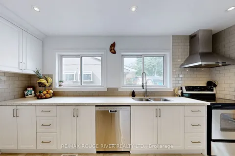 112 Billington Cres, Toronto, ON M3A 2G6