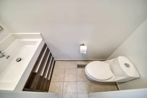 20 Boneset Rd, Toronto, ON M2J 4X4