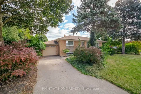 22 Coral Cove Cres, Toronto, ON M3A 1G8