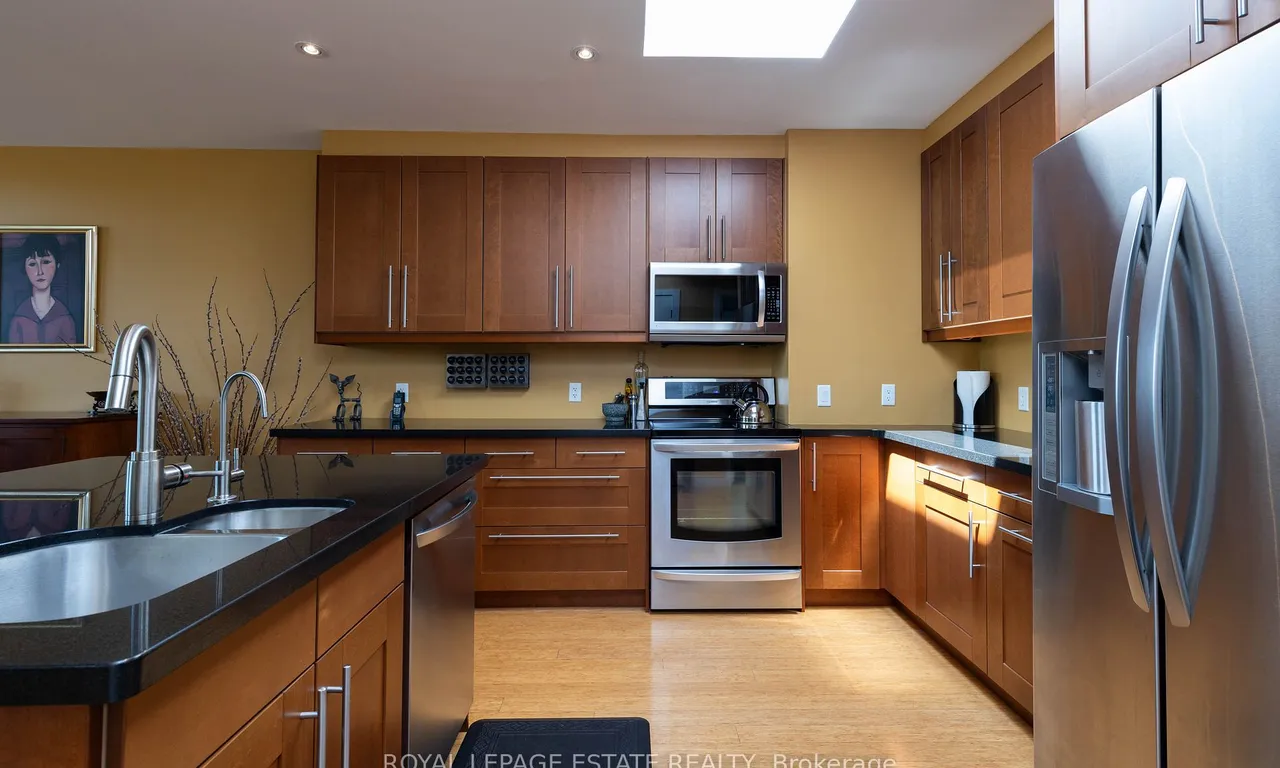 Other interior view at 432 Queen St Toronto