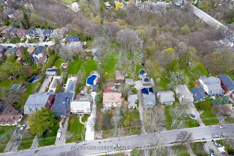 132 Blythwood Rd, Toronto, ON M4N 1A4