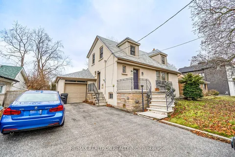 599 Conacher Dr, Toronto, ON M2M 3M9