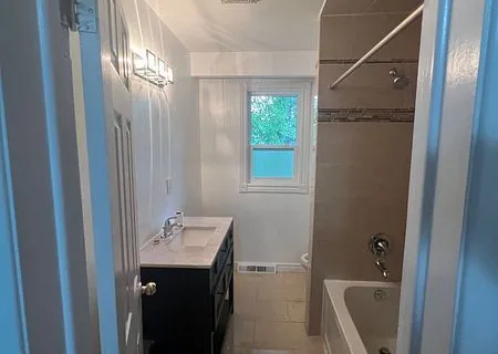 63 Cummer Ave, Toronto, ON M2M 2E5