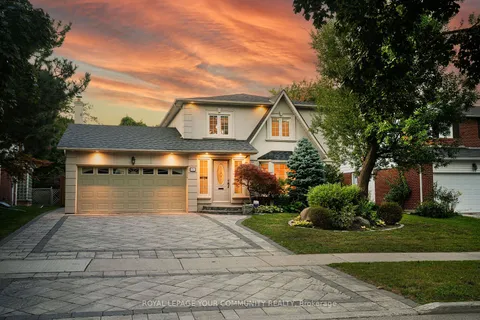 24 Abbeywood Tr, Toronto, ON M3B 3B3