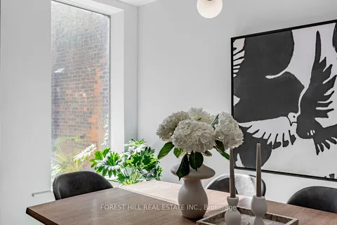 115 1/2 Marlborough Ave, Toronto, ON M5R 1X5