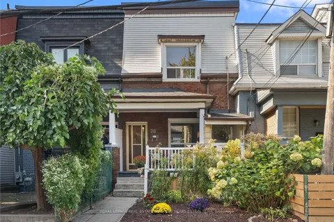 28 Tecumseth St, Toronto, ON M5V 1C6
