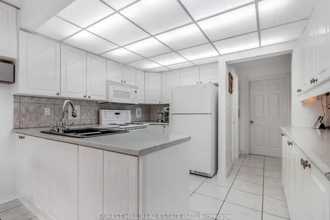 279 Hidden Tr, Toronto, ON M2R 3S7