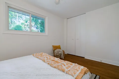 19 Dallington Dr, Toronto, ON M2J 2G4