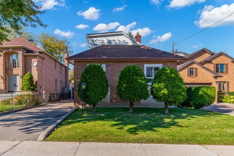 226 Olive Ave, Toronto, ON M2N 4P6