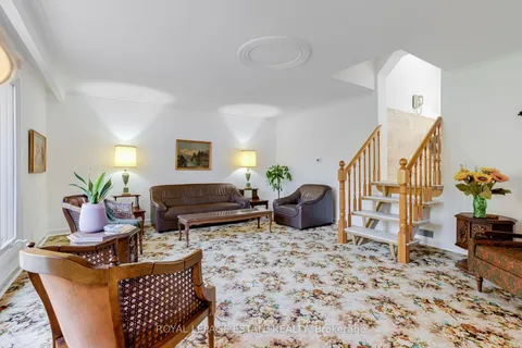 226 Olive Ave, Toronto, ON M2N 4P6