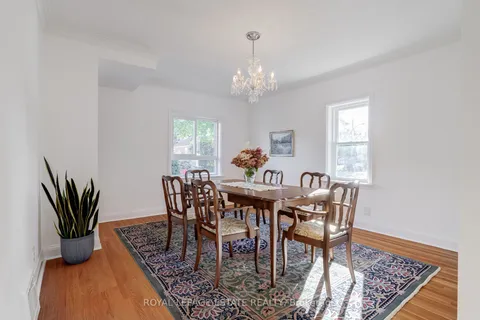 226 Olive Ave, Toronto, ON M2N 4P6