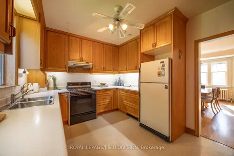 92 Golfdale Rd, Toronto, ON M4N 2B7