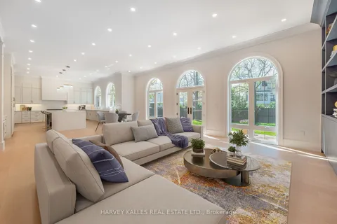 150 Holcolm Rd, Toronto, ON M2N 2E2