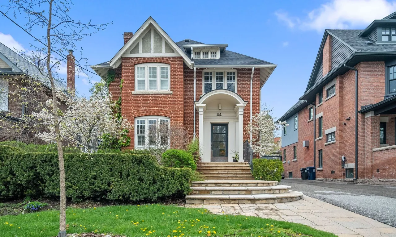44 Glenrose Ave, Toronto, ON M4T 1K4