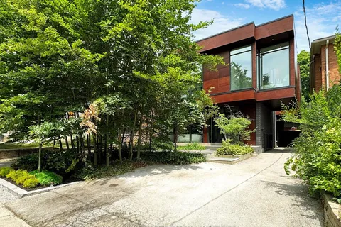 5 Braemar Ave, Toronto, ON M5P 2L1