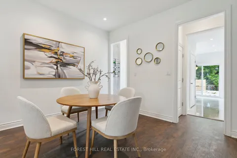 17 Marlborough Ave, Toronto, ON M5R 1X5