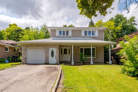 56 Nymark Ave, Toronto, ON M2J 2G9