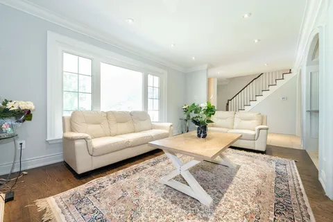 56 Nymark Ave, Toronto, ON M2J 2G9