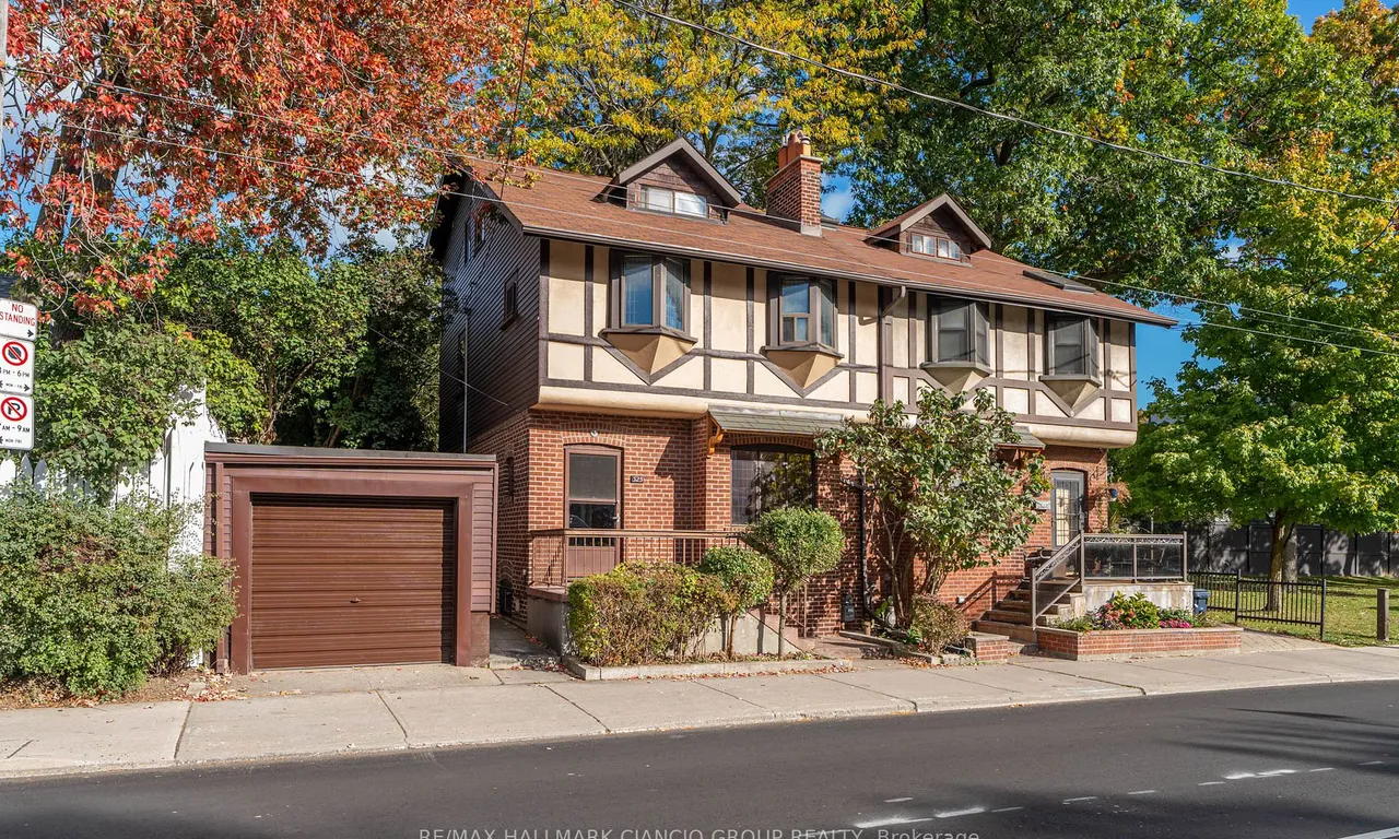 325 Mount Pleasant Rd, Toronto, ON M4T 2C3