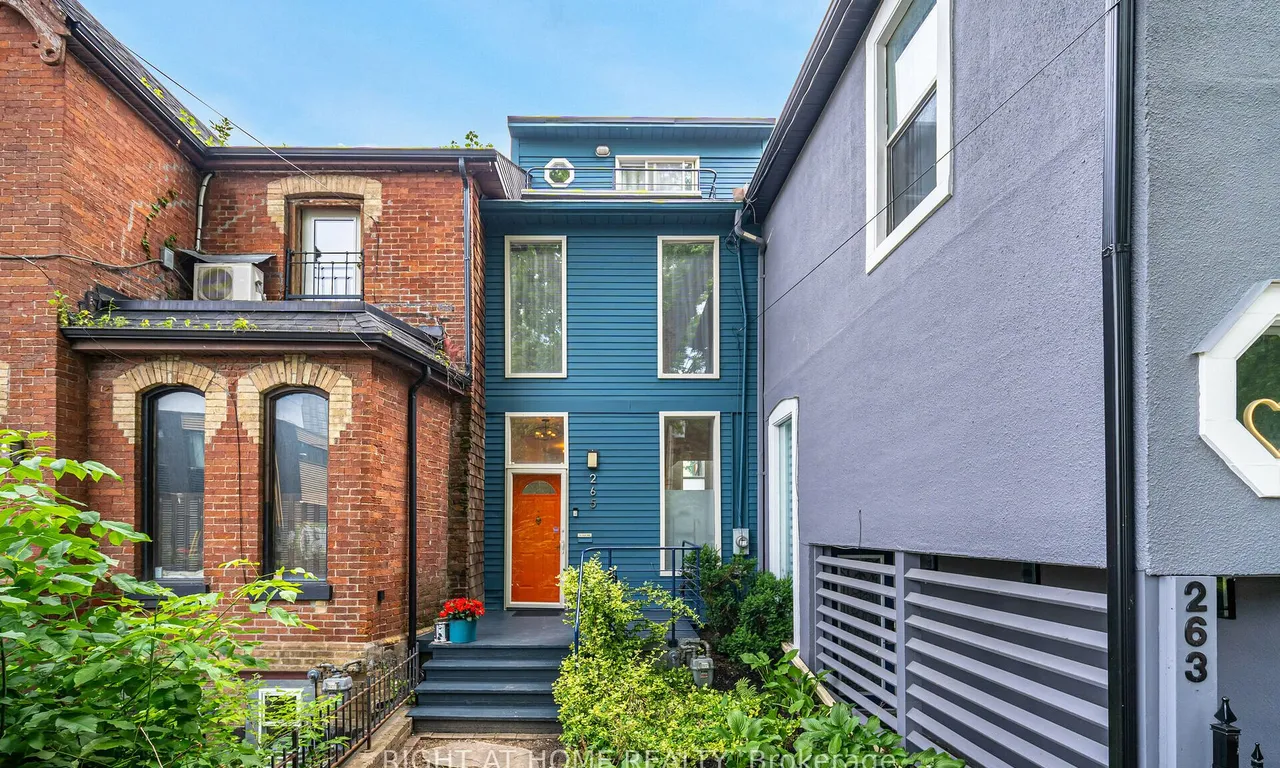 265 Berkeley St, Toronto, ON M5A 2X3