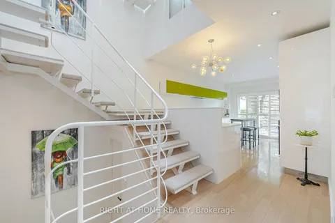 265 Berkeley St, Toronto, ON M5A 2X3