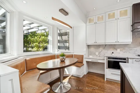 70 Oriole Rd, Toronto, ON M4V 2G1