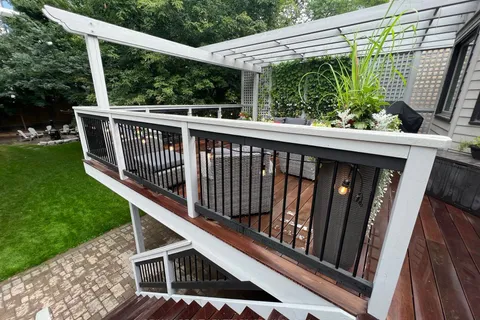 70 Oriole Rd, Toronto, ON M4V 2G1