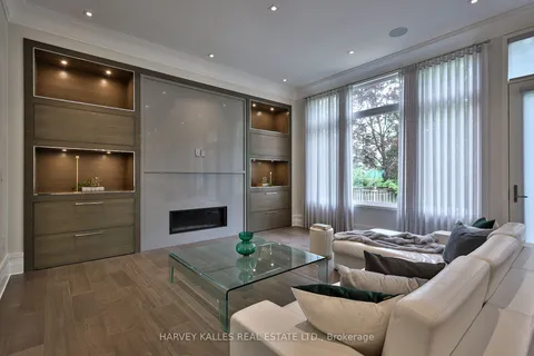 163 Cortleigh Blvd, Toronto, ON M5N 1P6