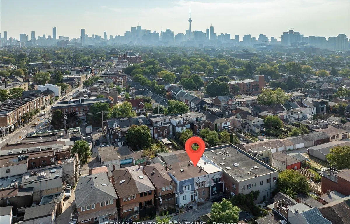 3 Federal St, Toronto, ON M6J 3M3