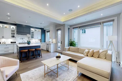 145 Norton Ave, Toronto, ON M2N 4A7