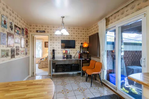 41 Camwood Cres, Toronto, ON M3A 3L3