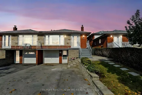 36 Warfield Dr, Toronto, ON M2J 3S3