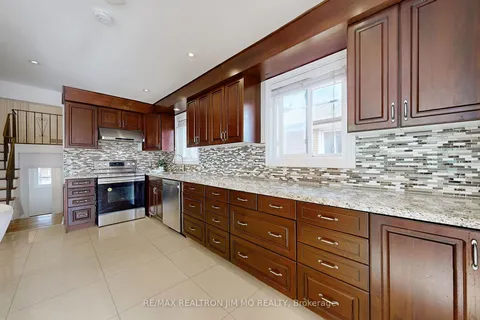 36 Warfield Dr, Toronto, ON M2J 3S3