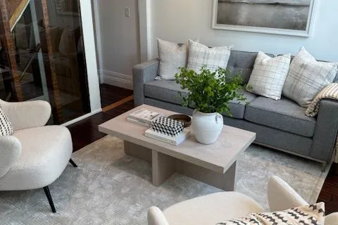 2 Percy St, Toronto, ON M5A 3M8