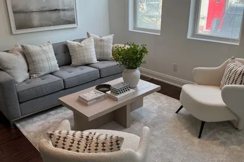 2 Percy St, Toronto, ON M5A 3M8