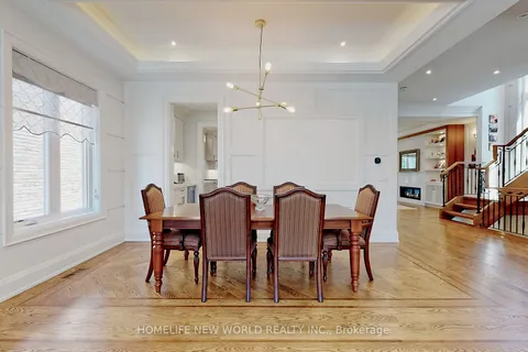 302 Johnston Ave, Toronto, ON M2N 1H7