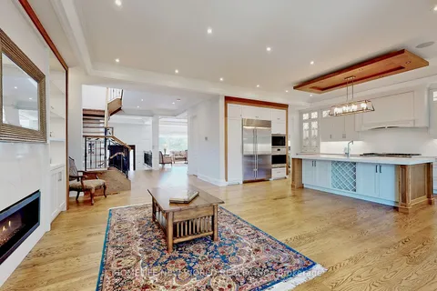302 Johnston Ave, Toronto, ON M2N 1H7