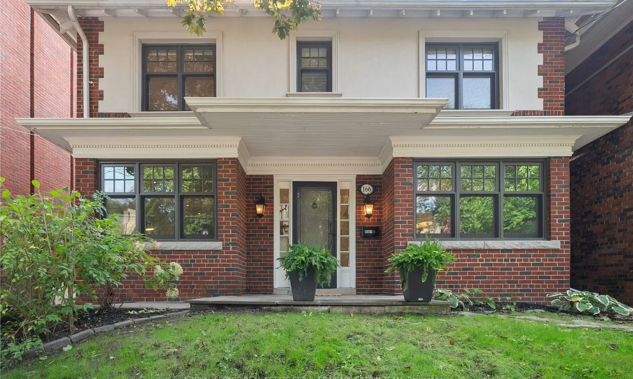 166 Hudson Dr, Toronto, ON M4T 2K6